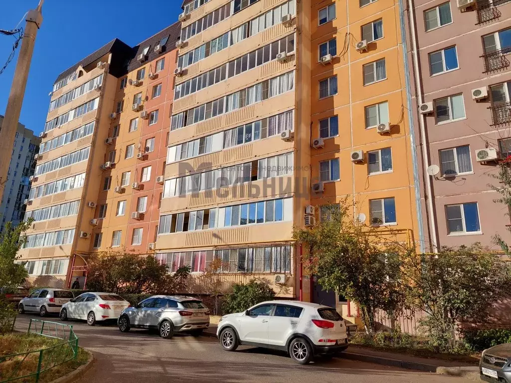 3-к кв. Волгоградская область, Волгоград ул. Маршала Воронова, 10 ... - Фото 1