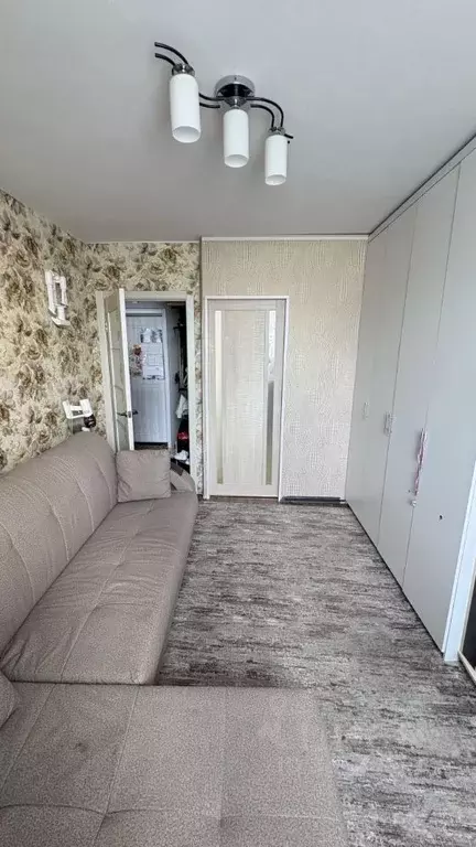 1-к кв. Свердловская область, Арамиль ул. Текстильщиков, 6 (31.7 м) - Фото 1