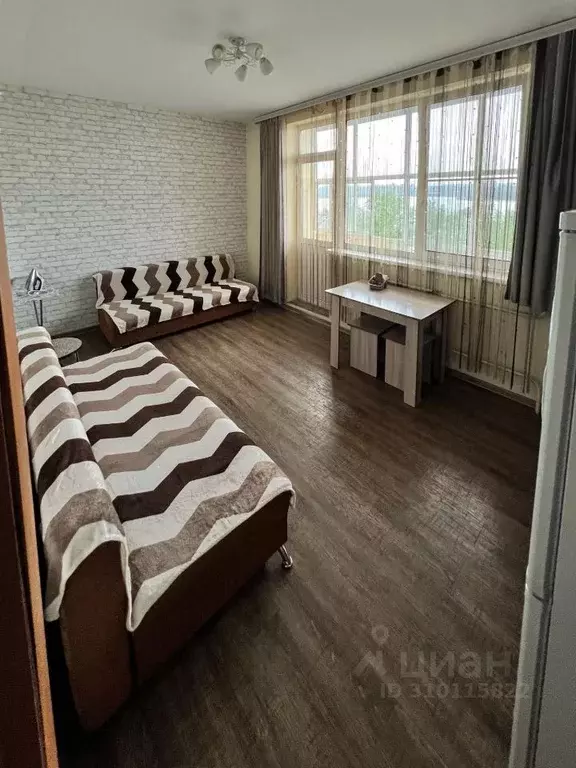 2-к кв. Иркутская область, Иркутск наб. Верхняя, 145/13 (42.0 м) - Фото 0