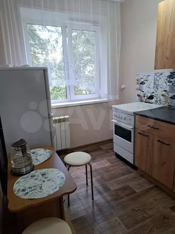 3-к. квартира, 54 м, 3/5 эт. - Фото 0