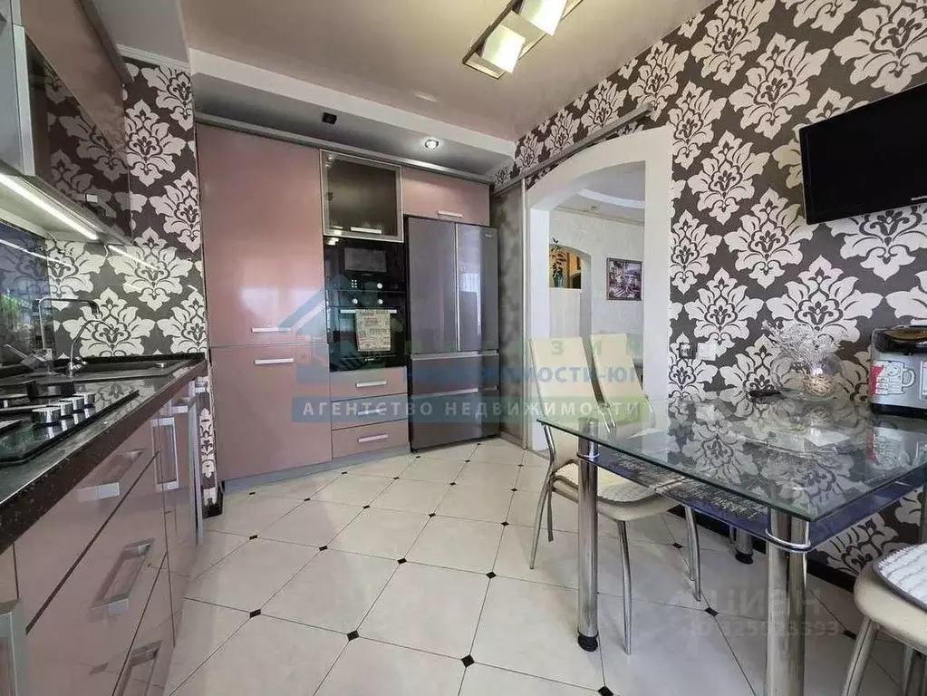 4-к кв. Краснодарский край, Новороссийск ул. Дзержинского, 130 (95.0 ... - Фото 2