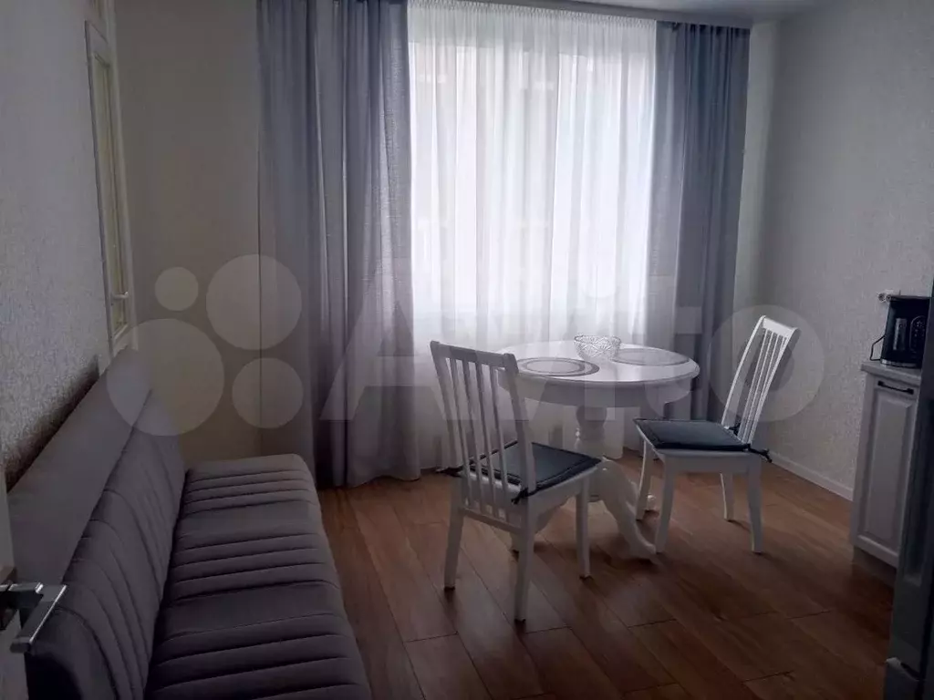 1-к. квартира, 41 м, 3/9 эт. - Фото 1