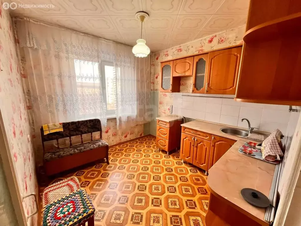 3-комнатная квартира: Минусинск, улица Тимирязева, 8 (64.6 м) - Фото 1