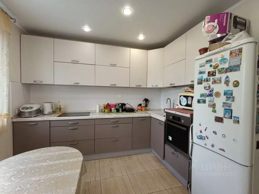 3-к кв. Самарская область, Тольятти ул. 40 лет Победы, 61 (79.0 м) - Фото 1