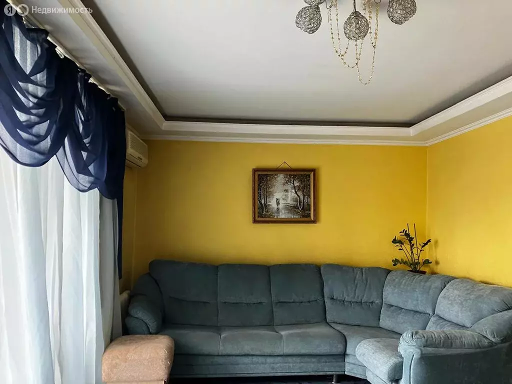 2-комнатная квартира: Курган, улица Бурова-Петрова, 12 (62.9 м) - Фото 1