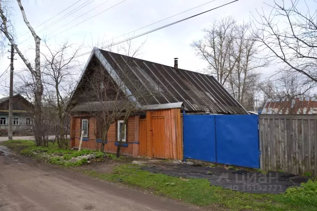 Дом в Тверская область, Осташков ул. Гагарина, 97 (40 м) - Фото 0