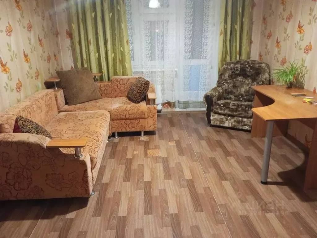 1-к кв. Омская область, Омск Заозерный мкр, ул. Бархатовой, 5 (36.8 м) - Фото 1