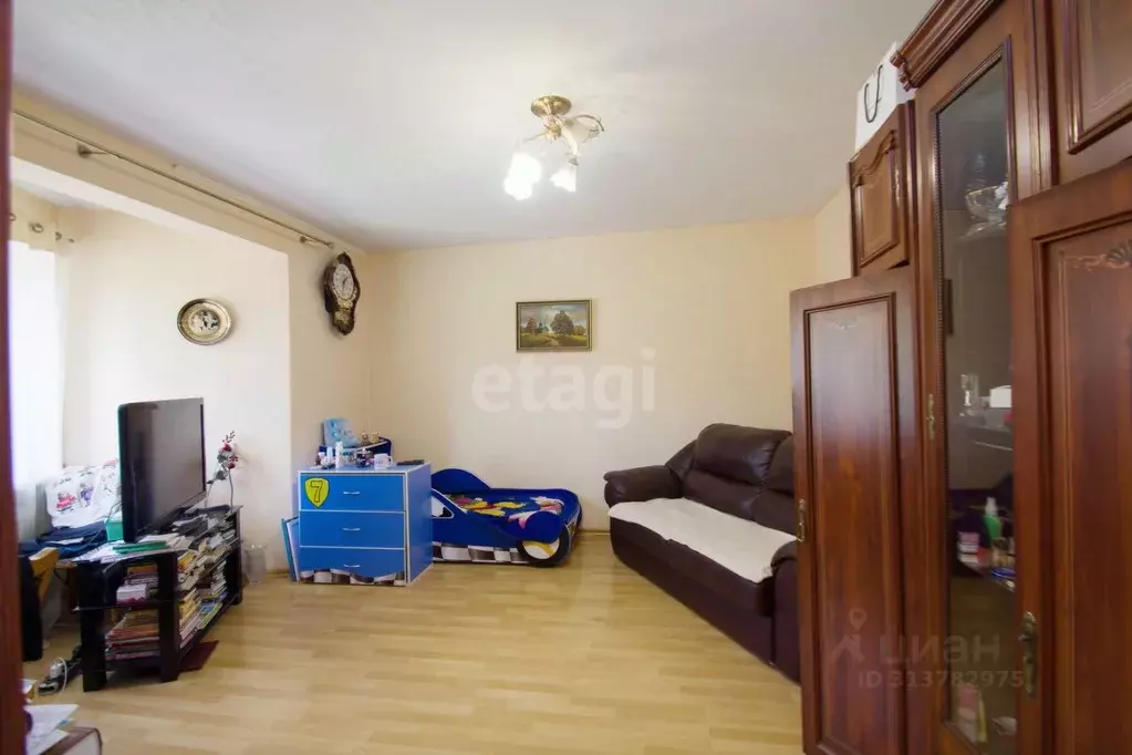 3-к кв. Калужская область, Калуга ул. Гагарина, 8 (71.4 м) - Фото 1