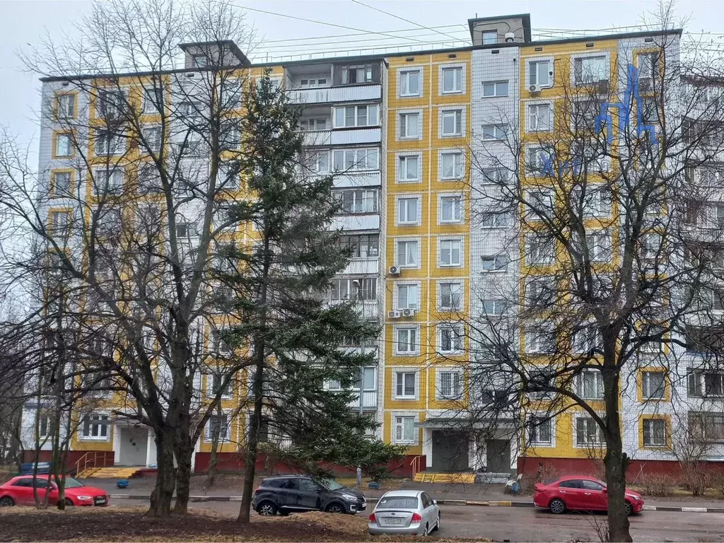 Комната 10,2 м в 3-к., 1/9 эт. - Фото 0