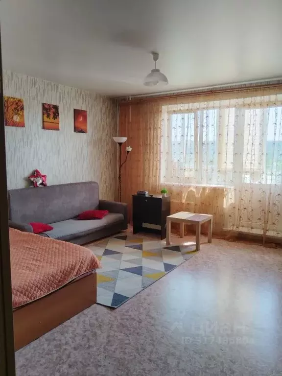 1-к кв. Кемеровская область, Новокузнецк просп. Авиаторов, 58 (40.0 м) - Фото 0