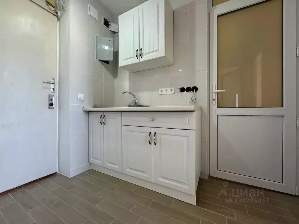 2-к кв. Севастополь ул. Бориса Михайлова, 17 (45.0 м) - Фото 1