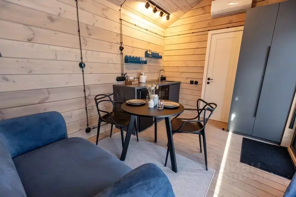 Дом в Воронежская область, Хохольский район, Петинское с/пос, Белый ... - Фото 1