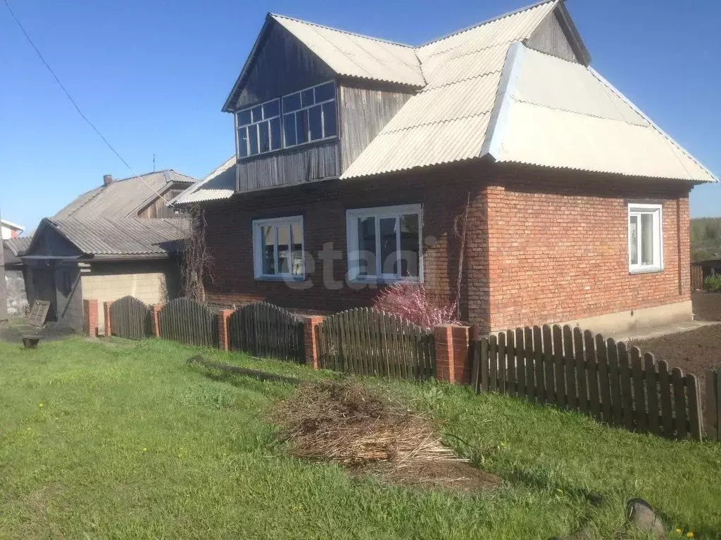 Дом в Кемеровская область, Прокопьевск ул. Курганова, 25 (90 м) - Фото 1