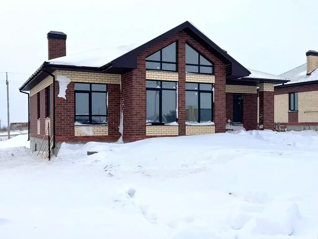 Коттедж в Татарстан, Высокогорское с/пос, пос. Инеш ул. Садри Максуди ... - Фото 1