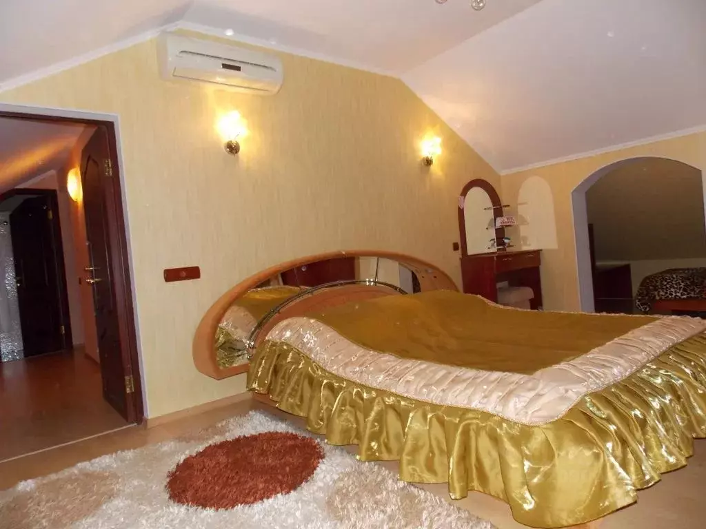 3-к кв. Крым, Феодосия ул. Вересаева, 21 (90.0 м) - Фото 1