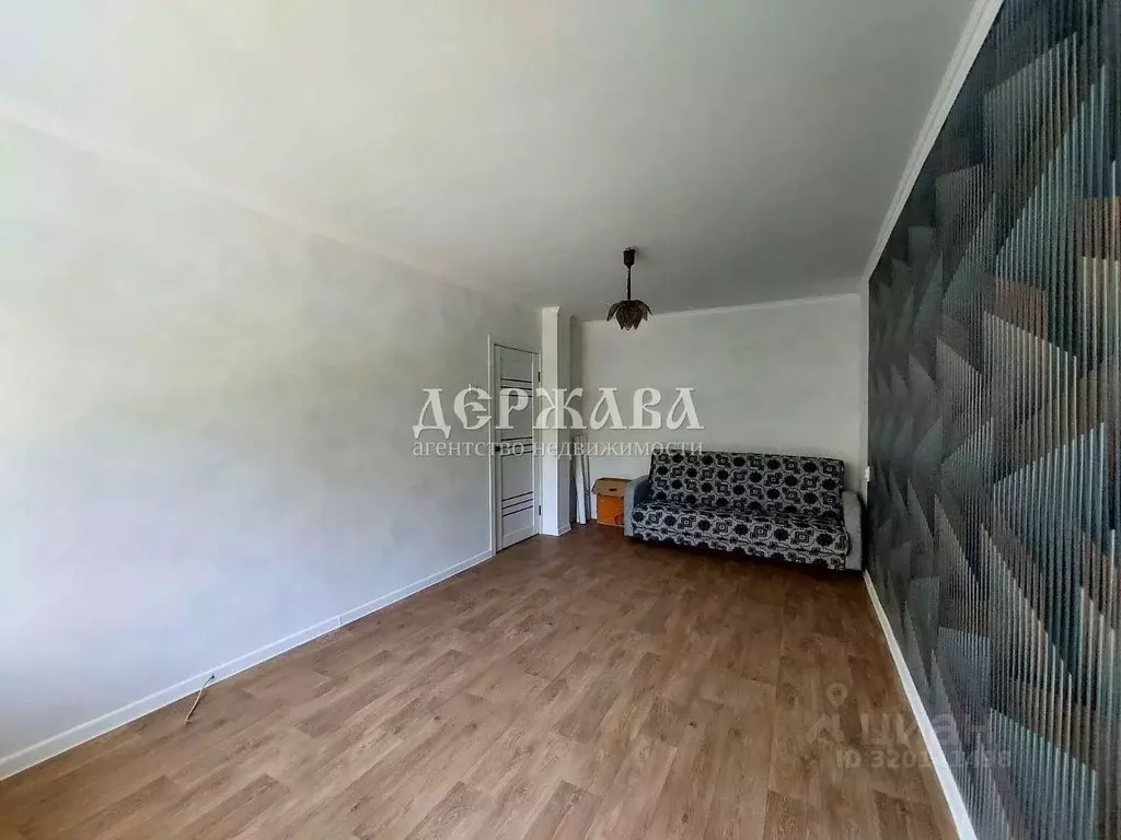 1-к кв. Белгородская область, Старый Оскол Парковый мкр, 6 (30.5 м) - Фото 0