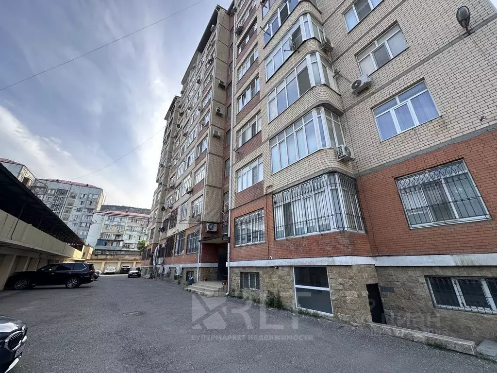 2-к кв. Дагестан, Махачкала ул. Абдуллы Гаджиева, 30А (80.0 м) - Фото 1