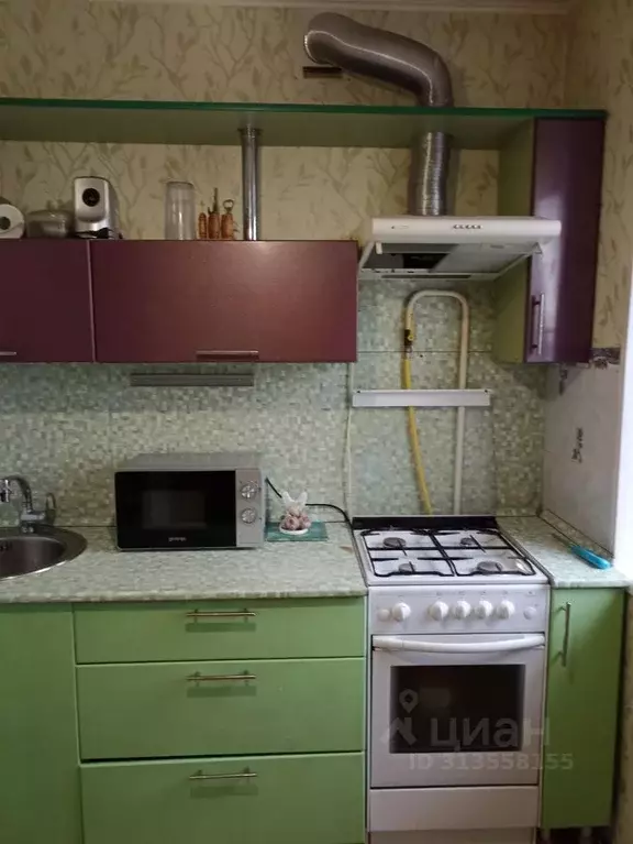 3-к кв. Челябинская область, Челябинск ул. Барбюса, 272 (59.0 м) - Фото 0