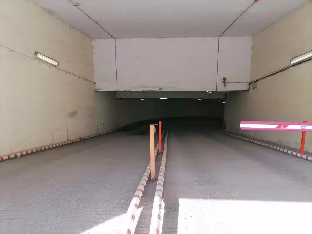 Гараж в Москва пер. Ковров, 4к2 (17 м) - Фото 2