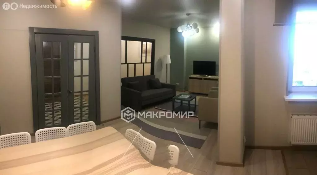 3-комнатная квартира: Санкт-Петербург, Смоленская улица, 18 (81.2 м) - Фото 1