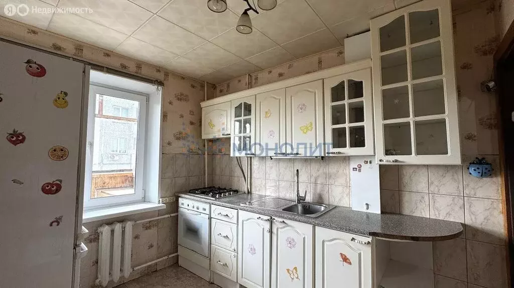 4-комнатная квартира: Чебоксары, улица Юрия Гагарина, 45 (77.1 м) - Фото 0