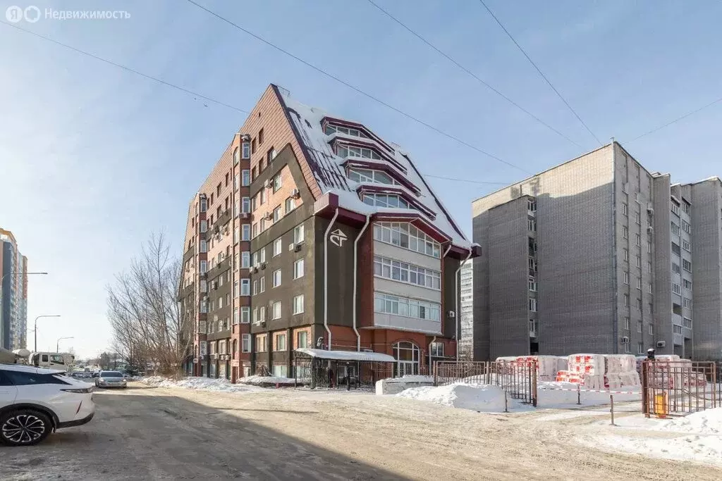 3-комнатная квартира: Барнаул, улица Папанинцев, 134 (112.7 м) - Фото 0