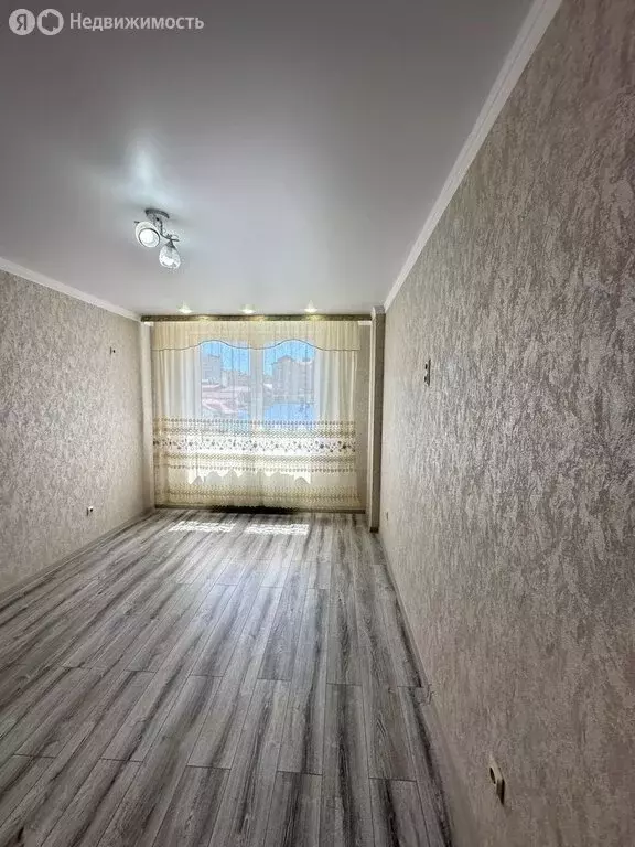 2-комнатная квартира: Анапа, Промышленная улица, 11В (65 м) - Фото 0