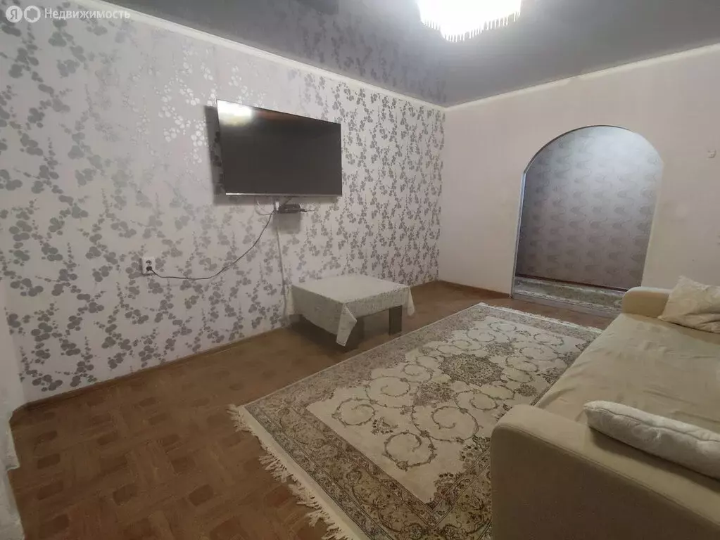 3-комнатная квартира: Астрахань, Звёздная улица, 51к1 (66.4 м) - Фото 1