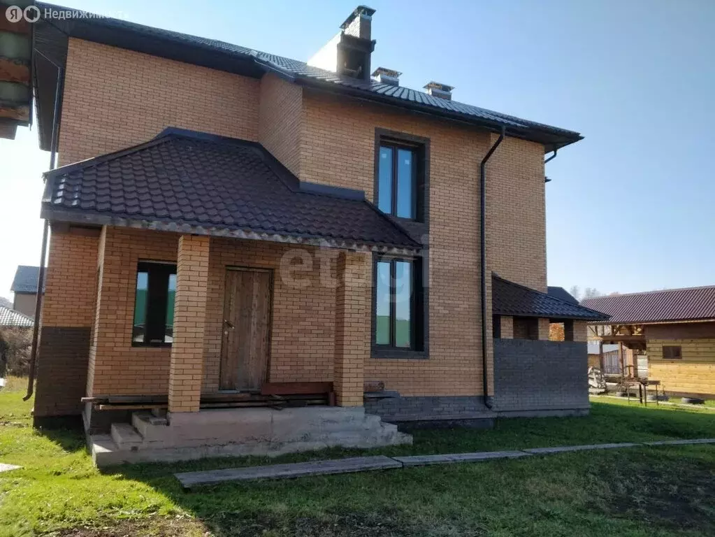 Дом в Майма, улица Д. Климкина (240 м) - Фото 2