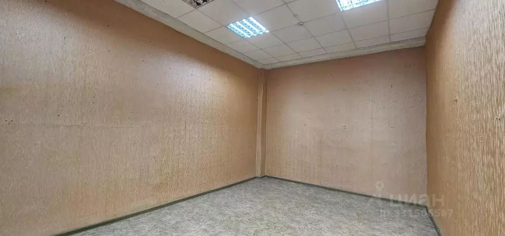 Помещение свободного назначения в Саратовская область, Саратов просп. ... - Фото 1