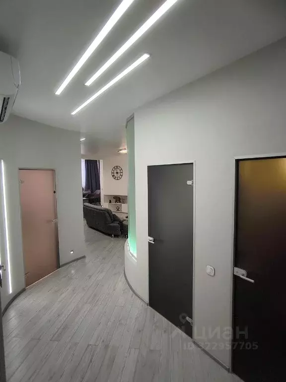 3-к кв. Самарская область, Самара ул. Осипенко, 38 (82.0 м) - Фото 2