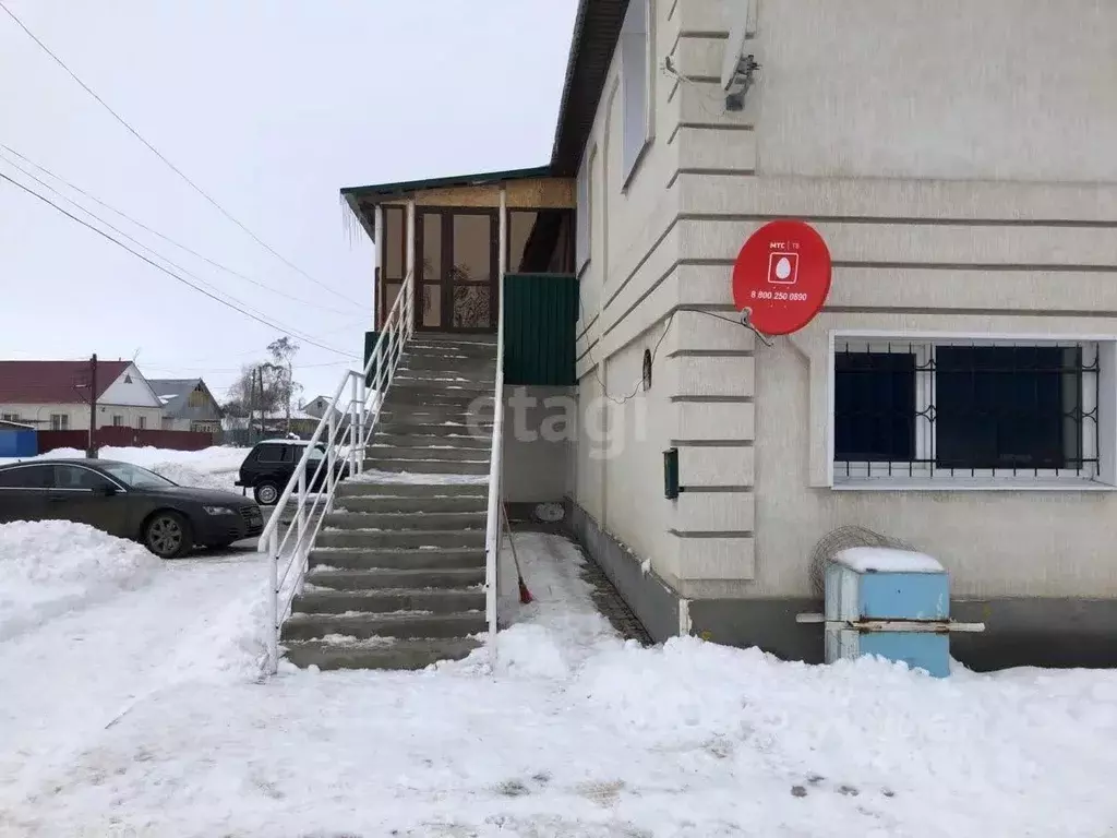 Помещение свободного назначения в Саратовская область, Новобурасское ... - Фото 0