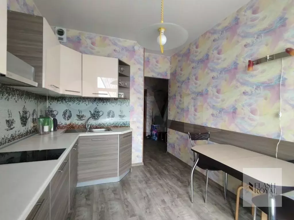 1-к. квартира, 39,8 м, 4/8 эт. - Фото 0