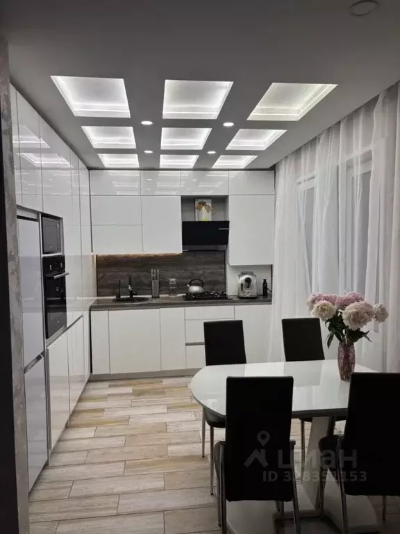 3-к кв. Саха (Якутия), Якутск ул. Кальвица, 30 (88.0 м) - Фото 2