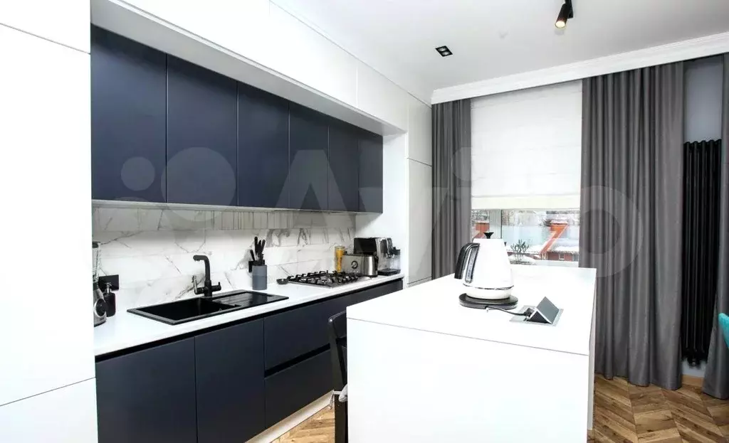 3-к. квартира, 90 м, 2/9 эт. - Фото 0