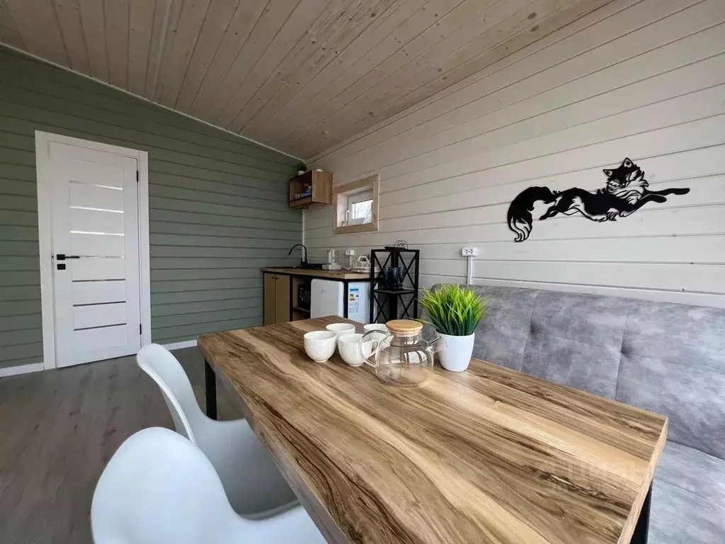 Дом в Новгородская область, Новгородский район, Савинское с/пос, д. ... - Фото 1