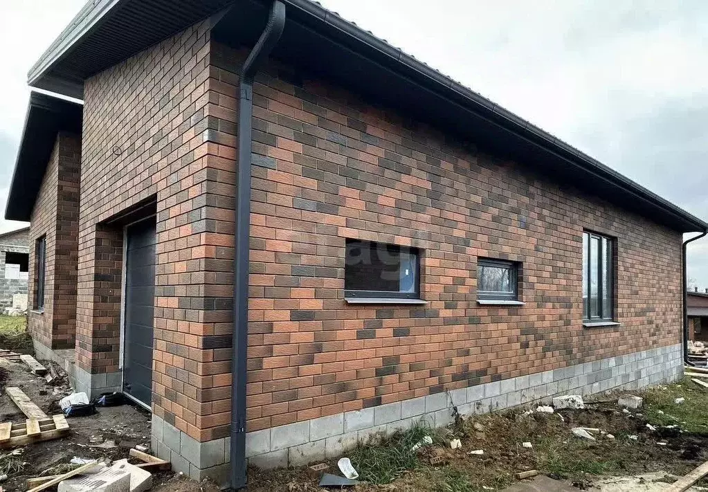 Дом в Белгородская область, Белгородский район, Разумное рп ул. ... - Фото 1