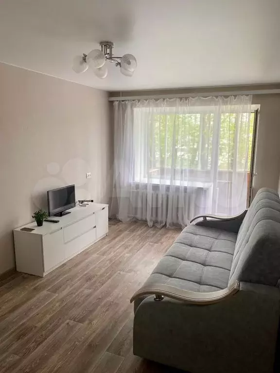 1-к. квартира, 31,5 м, 2/5 эт. - Фото 0