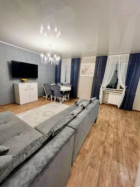 3-к кв. Белгородская область, Белгород ул. Губкина, 47 (79.0 м) - Фото 1
