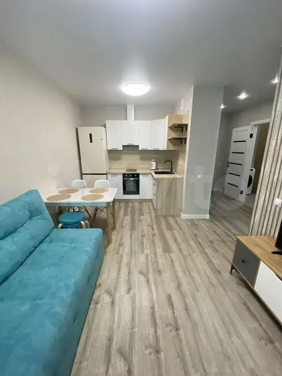 7-к. квартира, 40 м, 7/16 эт. - Фото 1