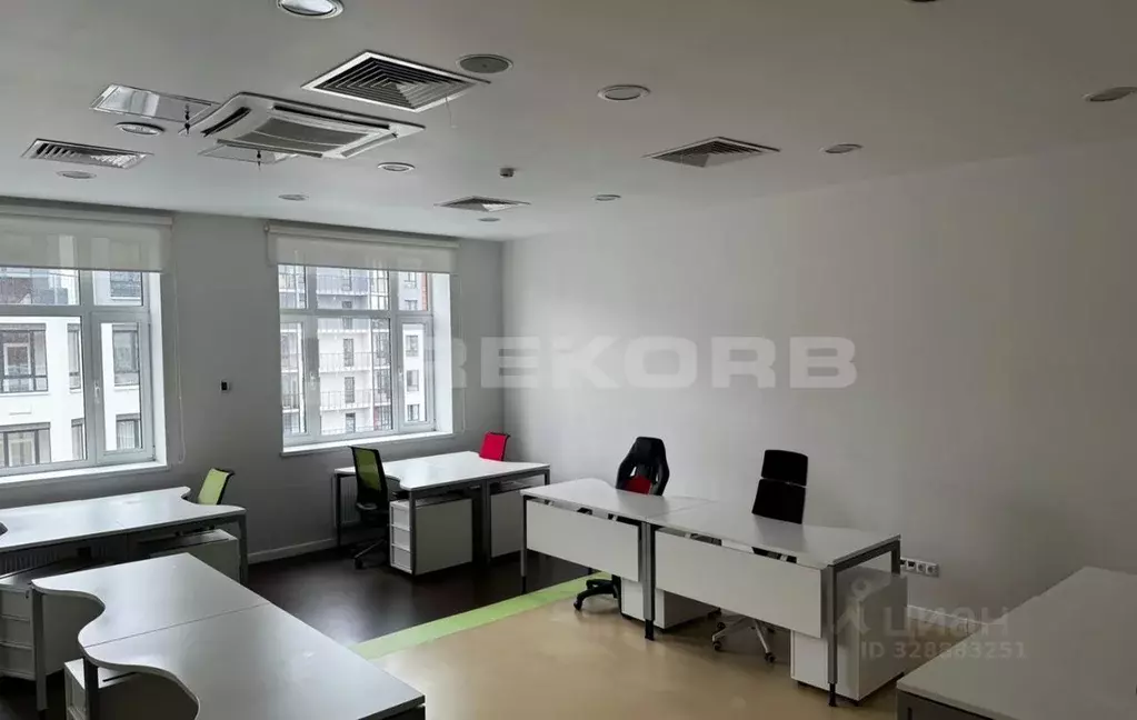 Офис в Санкт-Петербург Лодейнопольская ул., 5 (72 м) - Фото 2