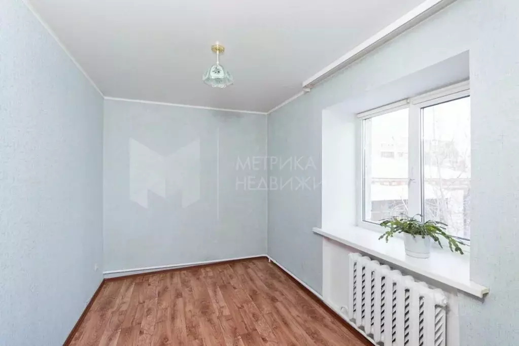 4-к кв. Тюменская область, Тюмень ул. Белинского, 8 (61.5 м) - Фото 2