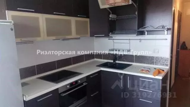 2-к кв. Хабаровский край, Хабаровск Амурский бул., 18 (50.0 м) - Фото 0