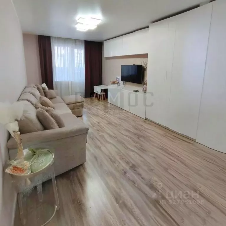 2-к кв. Свердловская область, Екатеринбург ул. Буторина, 7 (48.0 м) - Фото 1