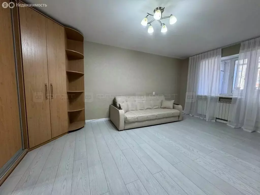 2-комнатная квартира: Казань, проспект Ямашева, 81 (58 м) - Фото 1