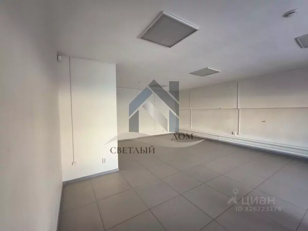 Офис в Алтайский край, Барнаул Новоугольная ул., 3 (37 м) - Фото 1