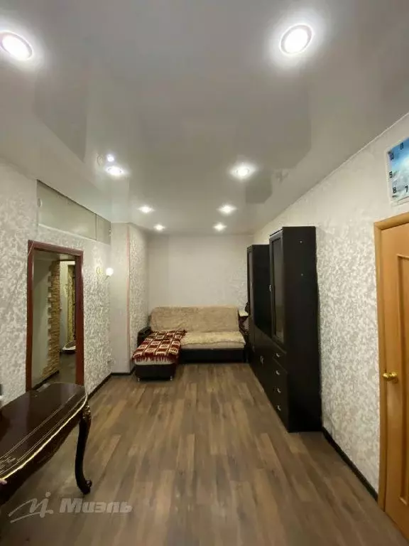 Продается 2-комнатная квартира - Фото 1