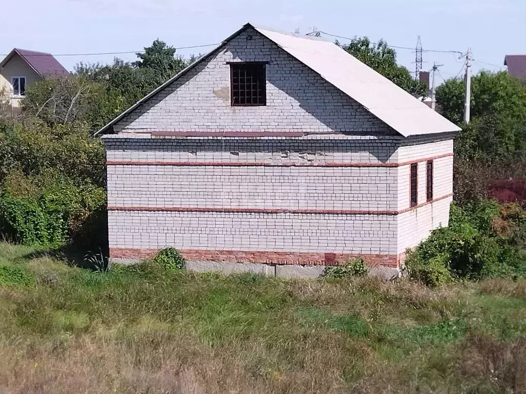 Дом в Саратовская область, Саратов Лютиковая ул., 68 (87 м) - Фото 0