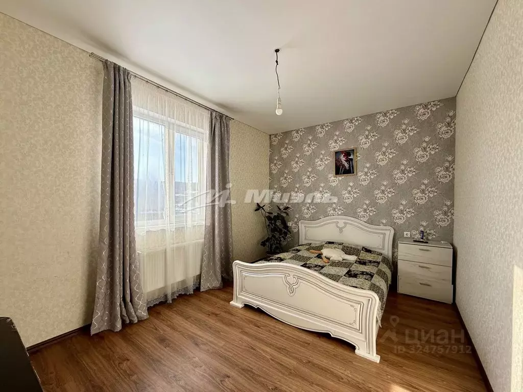 Дом в Крым, Симферопольский район, Добровское с/пос, с. Пионерское ул. ... - Фото 2