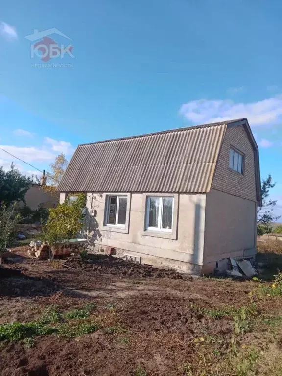 Дом в Крым, Сакский район, с. Суворовское ул. Суворовская, 1А (70 м) - Фото 1